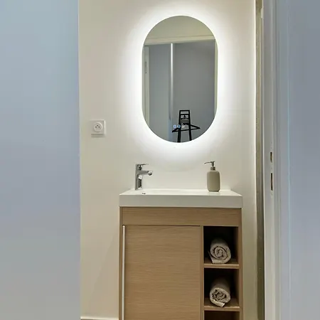 Charming 3br - 3ba - 3wc 公寓 *