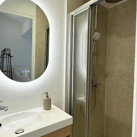 Charming 3br - 3ba - 3wc Apartament